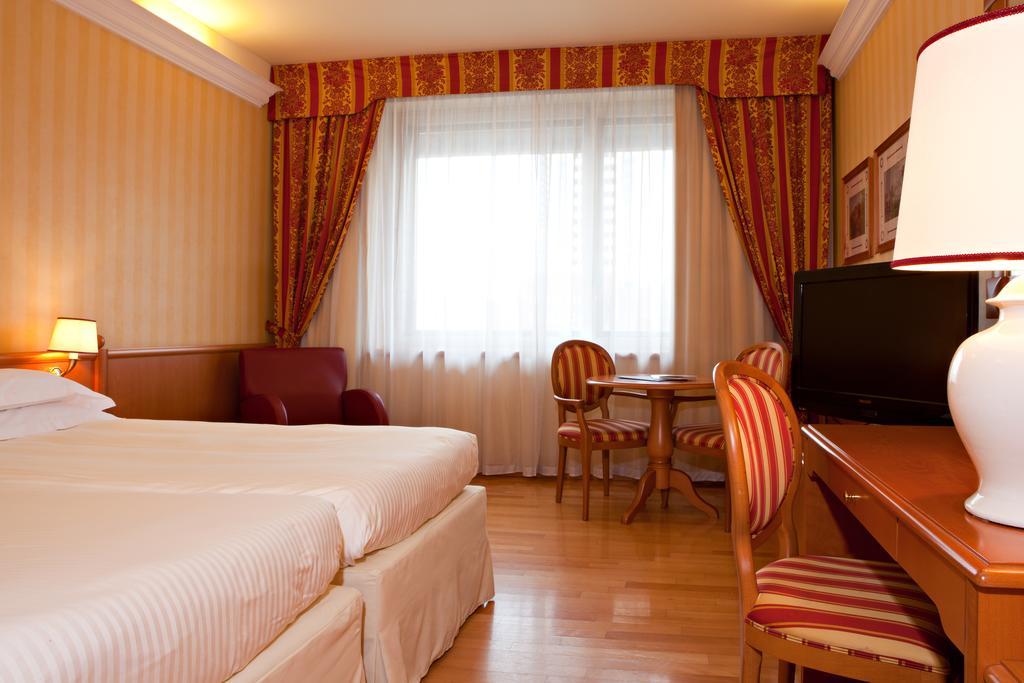 Atahotel Executive Milano Rom bilde